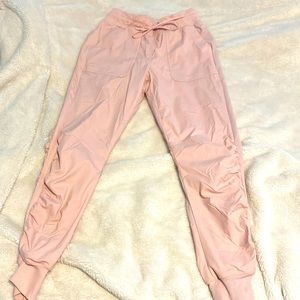 Lululemon joggers